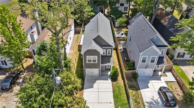 Photo - 104 S Palm Ave