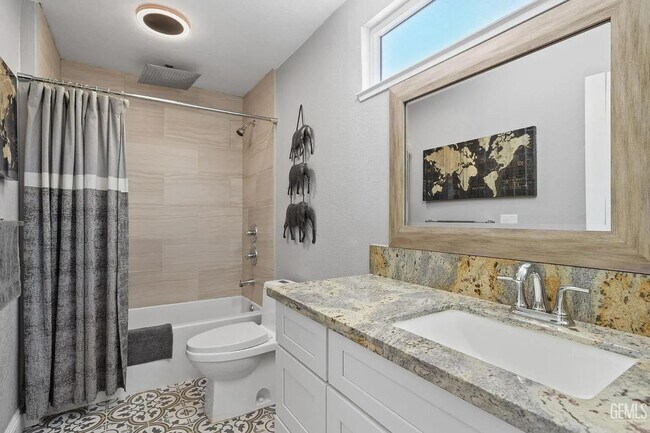 Photo - 8000 Kroll Way