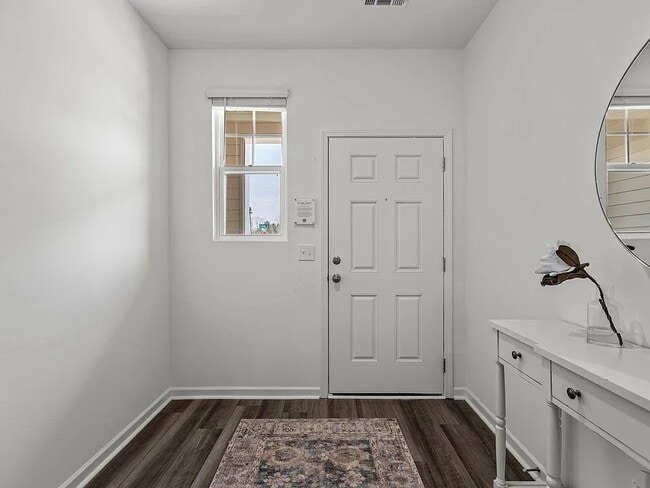 Photo - 1110 Dakine Dr