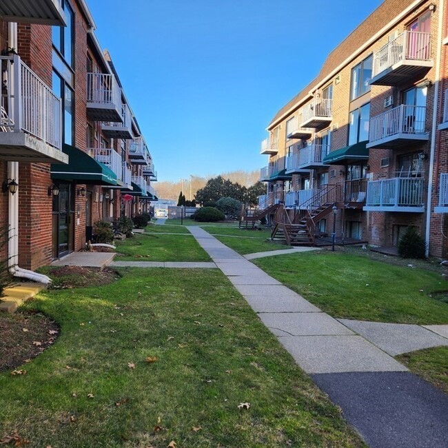 Photo - 1186 Worcester Rd Condo Unit 230