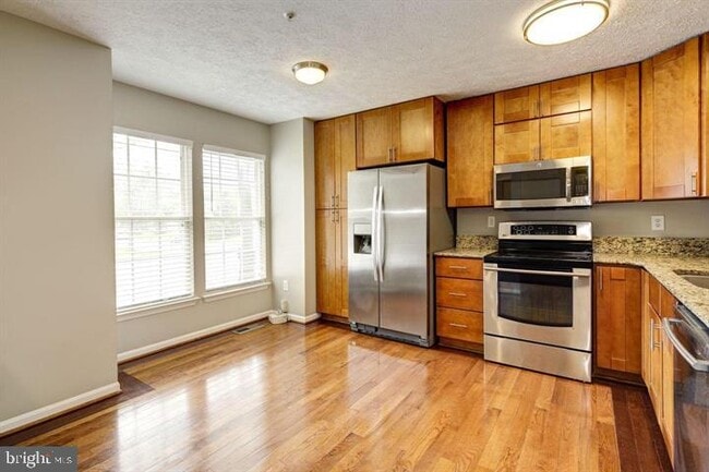 6112 Starburn Path