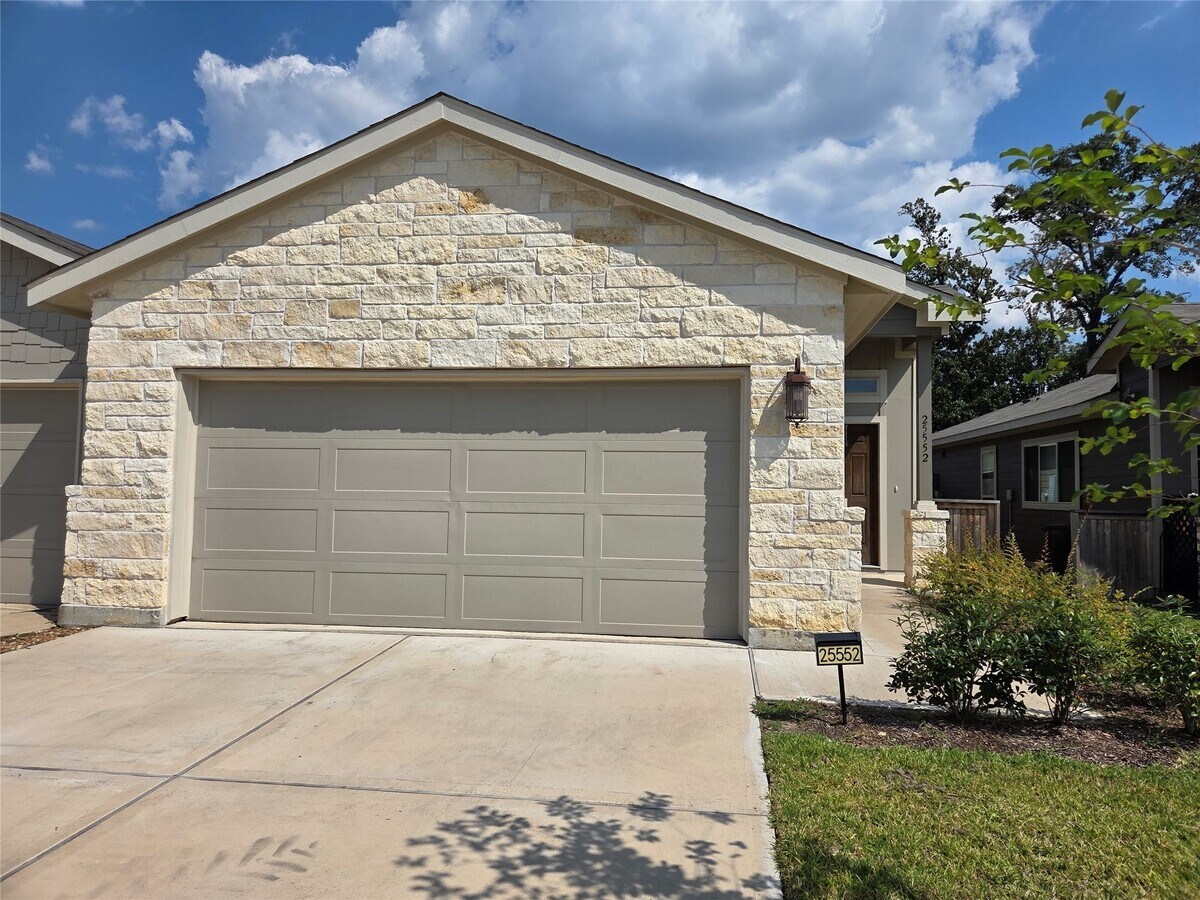 Photo - 25552 Starling Ln