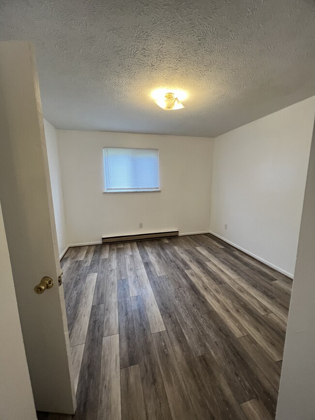 1261 Green Valley Dr Unit D
