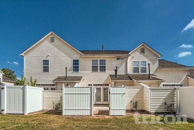 Photo - 11626 Lioness St