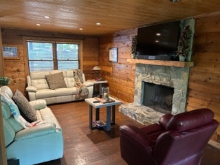 Photo - 105 N Arrowhead Dr House