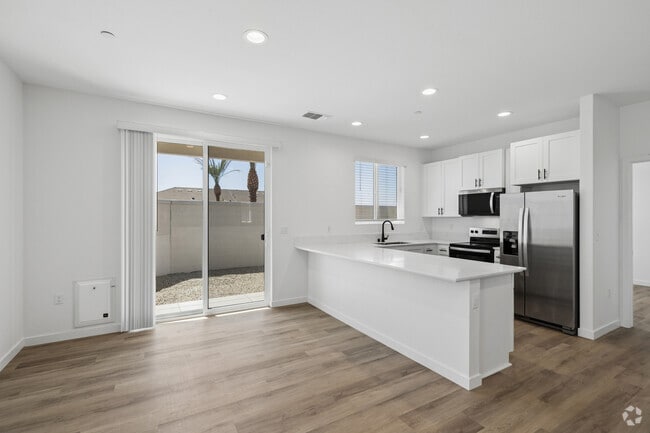 3BR, 2BA - 1,260SF - Kitchen