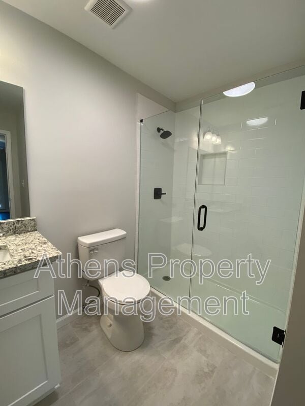Photo - 255 Bailey Street