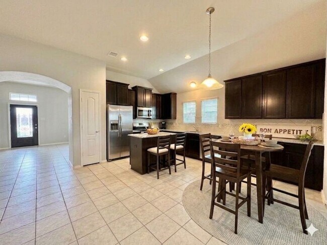 Photo - 5018 Victory Shores Ln