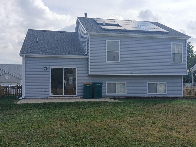 Photo - 2076 Longwood Ct