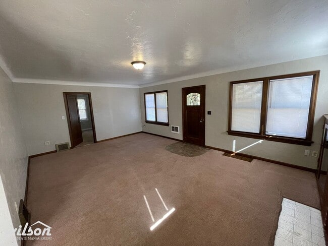 Photo - Spacious 4-Bedroom Oasis in the Heart of Yakima – Perfect for Family Living!