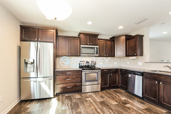 Photo - 370 Inlet Pl Dr