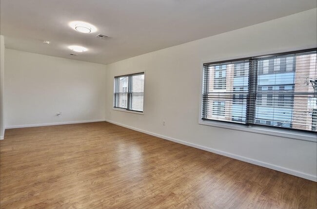 Photo - 143 Zabriskie St Unit 2D