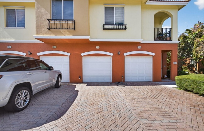 Photo - 59 SE Palermo