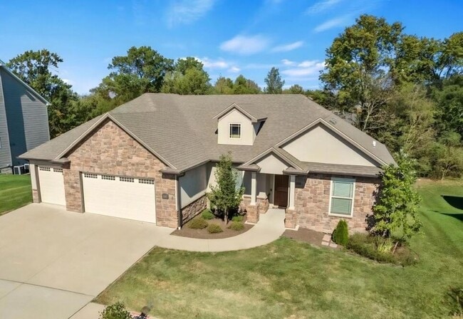 Photo - 1605 Labrador Dr