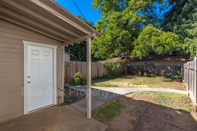 Photo - 1507 W 5th St