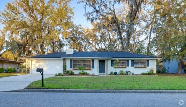 Building Photo - 2410 NW 54th Ter Rental
