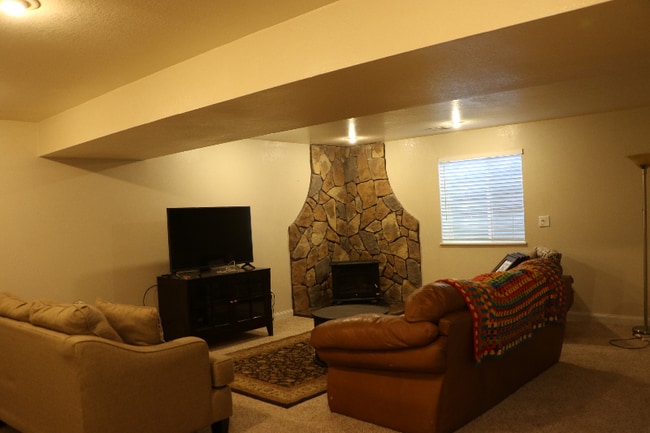 Photo - 3916 Eagles Nest Dr