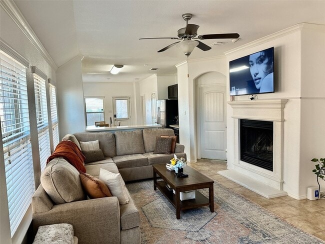 Photo - 3003 Rosemount Ln