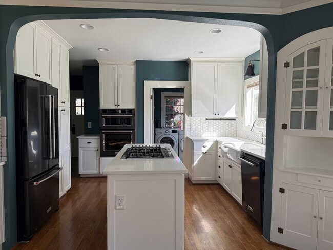 Photo - Charming historic home McMinnville 4 bed / 2.5 bath