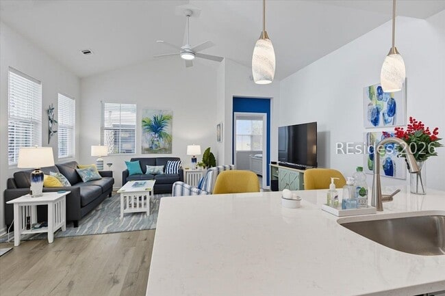 Photo - 196 Treasure Past Wy