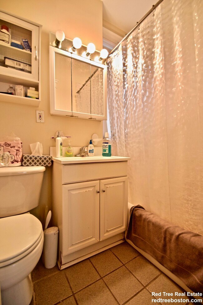Photo - 9 Colborne Rd Unit 12A