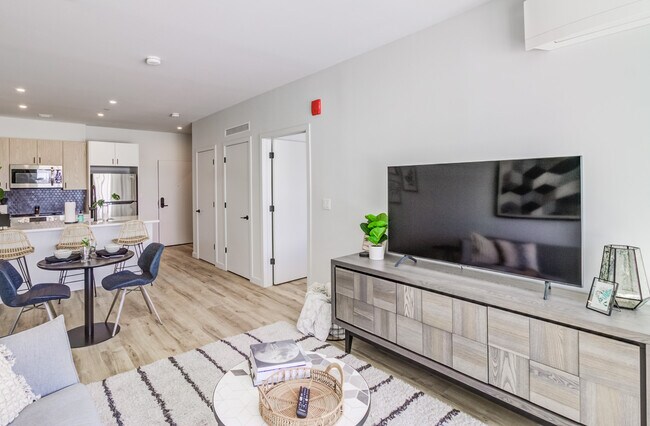 Photo - 75 Baldwin St Unit 622