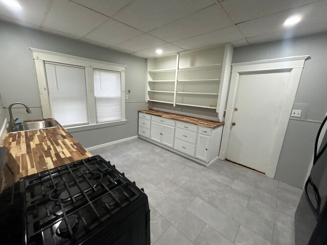 Photo - 425 Cumberland Ave Unit 1