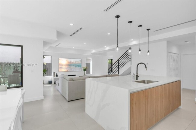 Photo - 2029 SW 62nd Ave