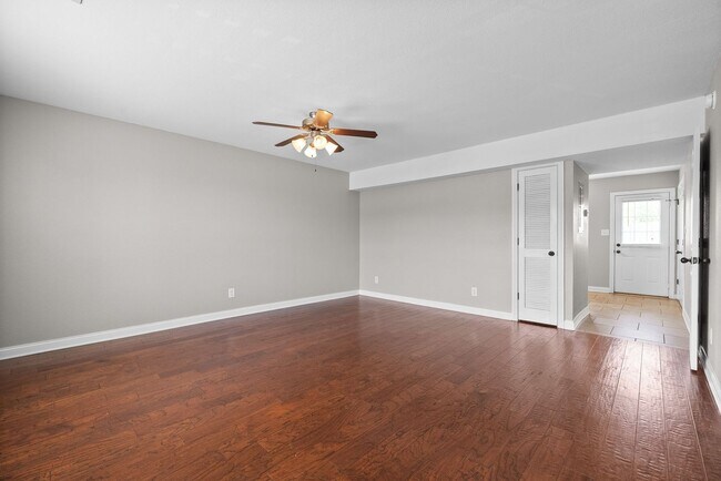 Photo - 1801 Beckett Dr Unit D