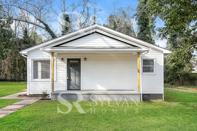 Building Photo - Turn the key. Enter. Smile. Repeat every day! Rental