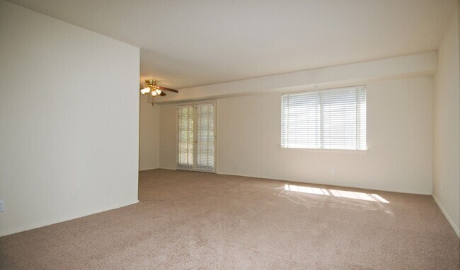 Living Area-Classic