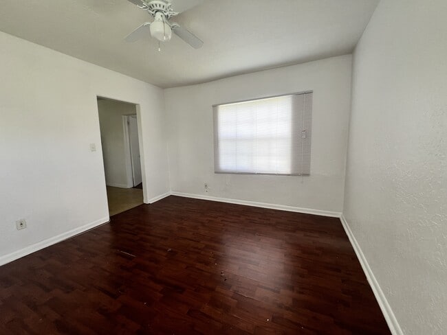 Photo - 20 E Ave B
