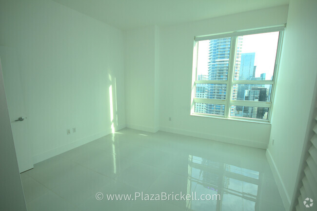 Building Photo - 950 Brickell Bay Drive Unit 1207-N Rental