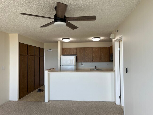 Photo - Pearl Regency 1 bedroom, 1 bath condo, wit...
