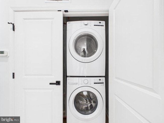 Photo - 1326 S Gross St Unit 4