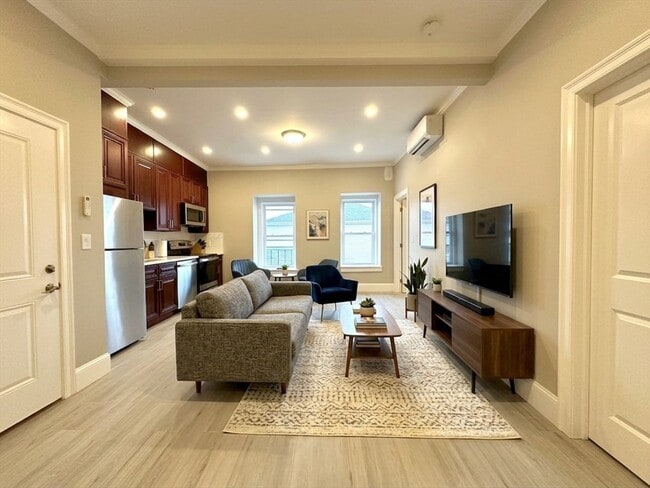 Photo - 1152 Cambridge St Unit 2