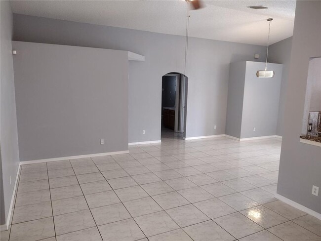 Photo - 2358 Blue Sapphire Cir