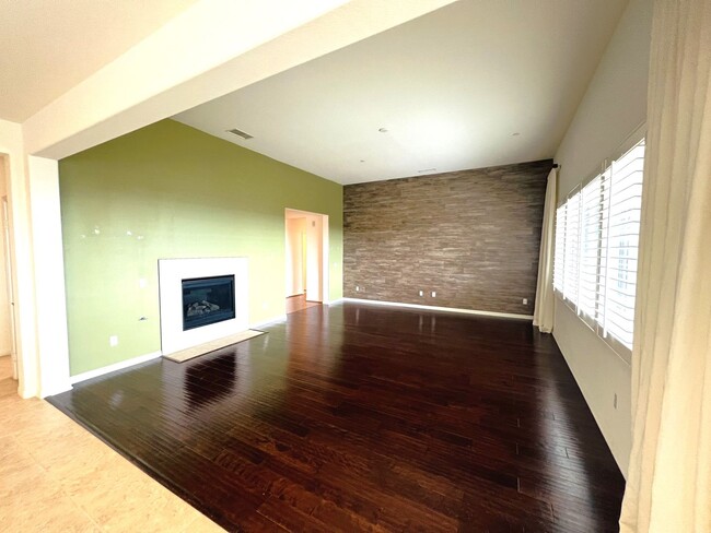 Photo - Beautiful 4 Bedroom, 2.5 Baths Single Family Home with 3 Car Tandem Parking Garage and Backyard w...