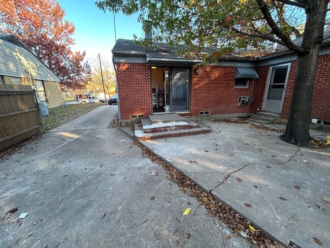 Photo - 1111 Lucille St