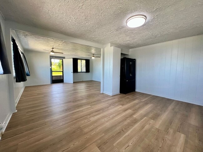 Photo - 3 bedroom 1.5 bath in South Kona with a covered carport