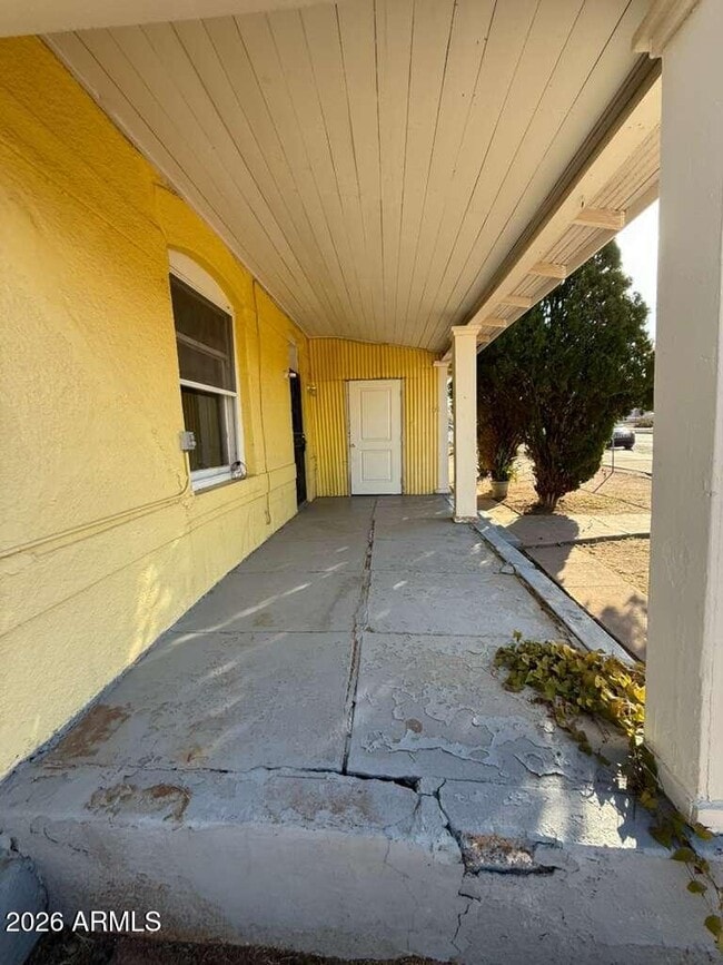 Photo - 1014 E 14th St