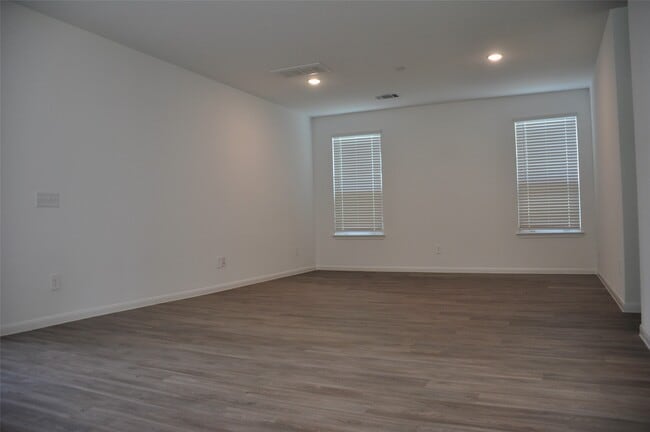 Building Photo - 10614 Cashew Run Ln Rental