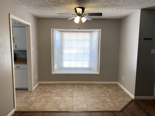 Photo - 5308 Gary Ave