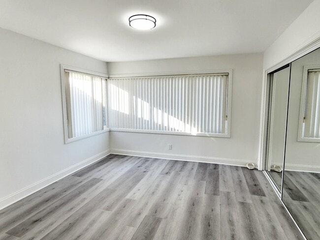 Photo - 4804 Del Amo Blvd