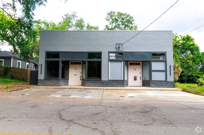 Building Photo - 610 W 8th Ave Rental