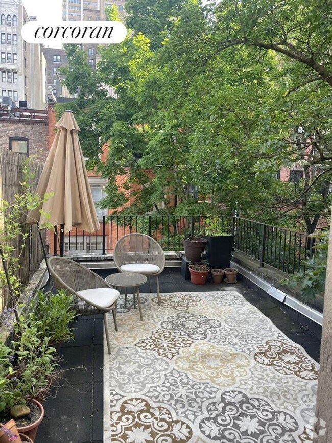 Building Photo - 25 W 70th St Rental