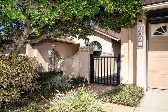 Photo - 2021 Arbor Way