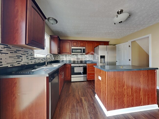 Photo - 1745 Hunters Ridge Dr