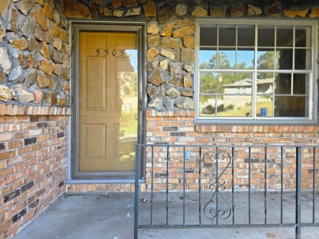 Photo - 5505 Crescent Dr