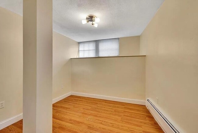 Photo - 28 Braemore Rd